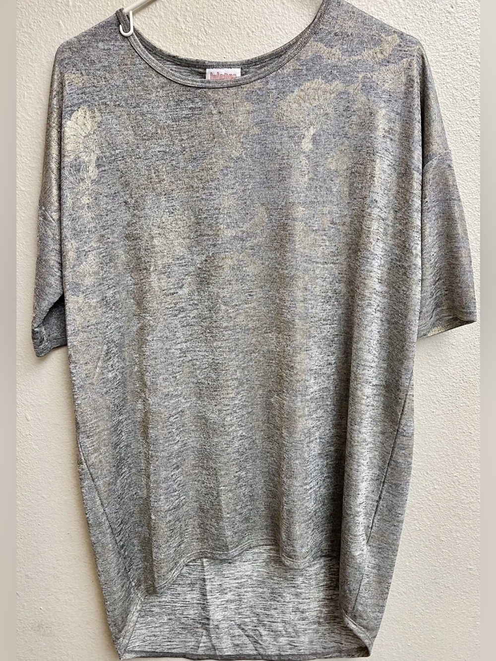 LulaRoe Shimmer Elegant Irma Tunic Gray and Gold Size XS Oversized Shirt EUC